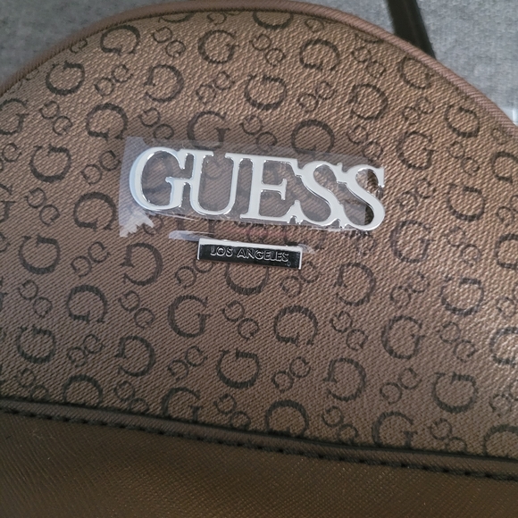 Guess backpack - Picture 4 of 4